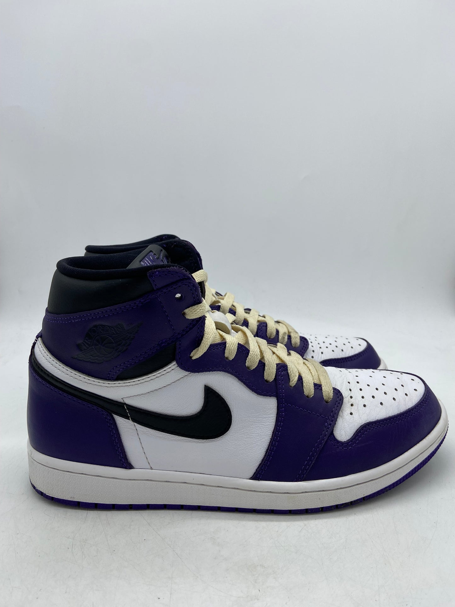 Preowned Jordan 1 Retro High Court Purple White Sz 11M/12.5W 555088-500