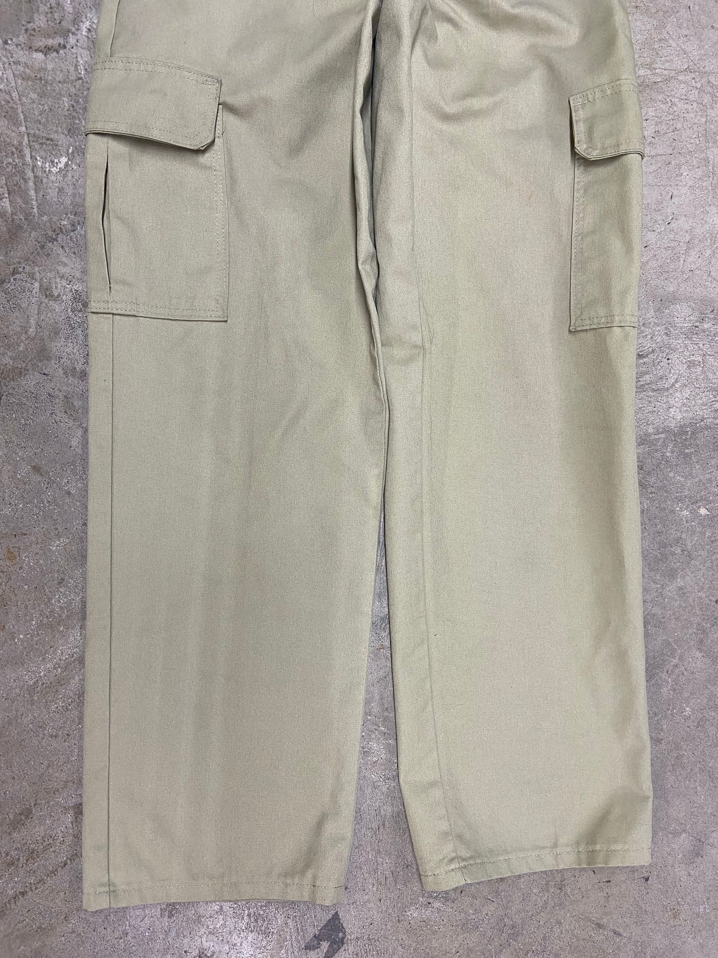 VTG Dickes Tan Cargo Chino Pants Sz 32x31