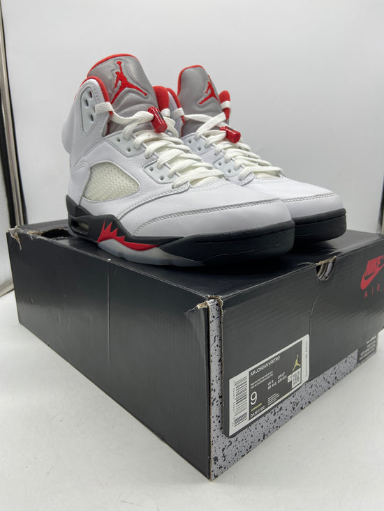 Preowned Jordan 5 Retro Fire Red Silver Tongue (2020) Sz 9M/10.5W - DA1911-102