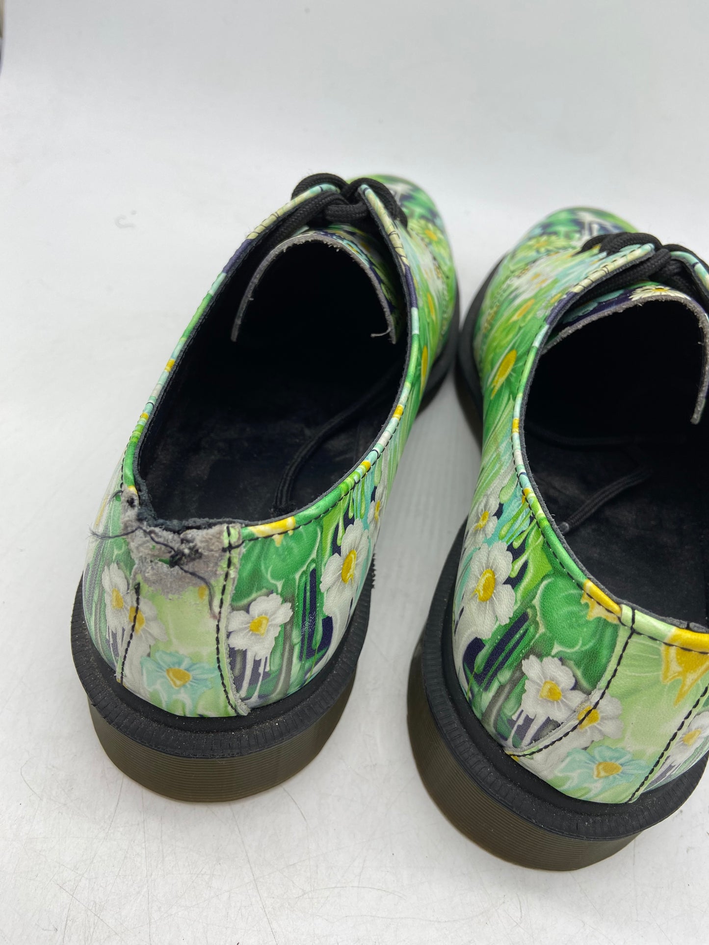 Preowned Wmns Dr. Martens 1461 Pascal Floral Drip Oxford Sz 8W/6.5M