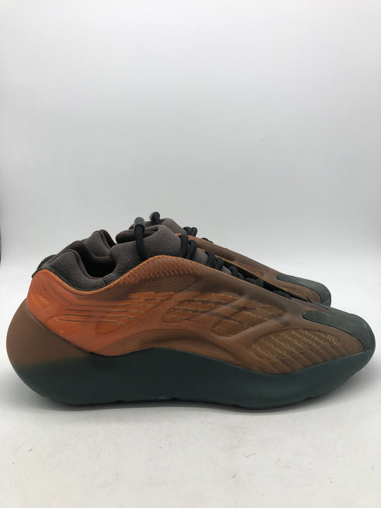 Yeezy 700 V3 'Copper Fade' Sz 10.5M/12W GY4109