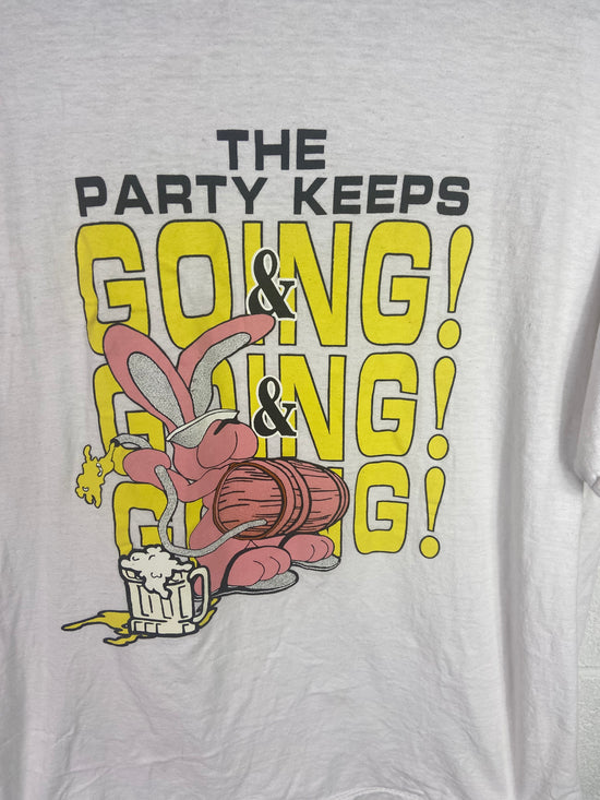 VTG Party Keeps Going Beer Energizer Bunny Tee Sz L