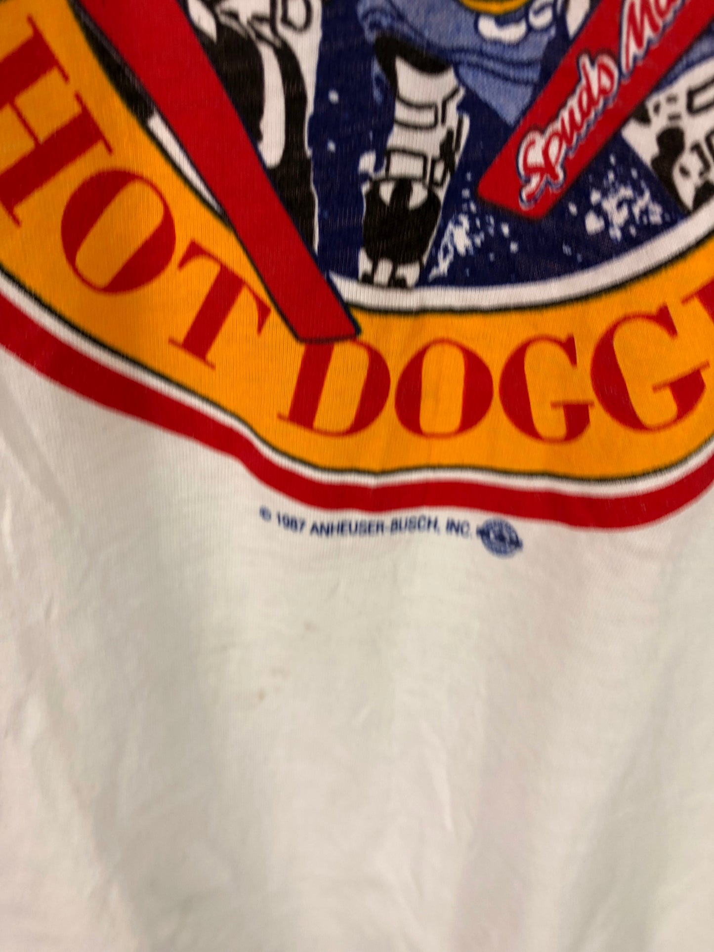 VTG 1987 Budlight Hot Doggin Graphic Tee Sz Small