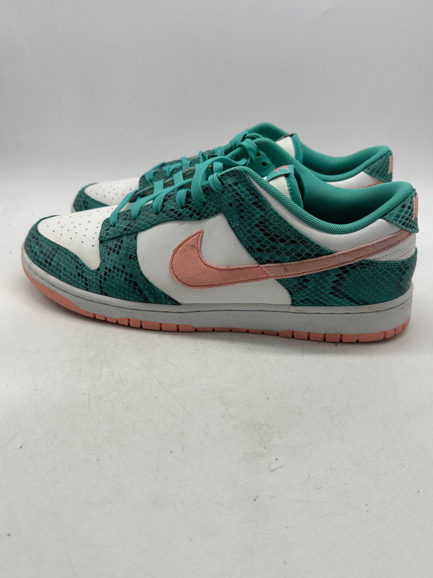 Preowned Nike Dunk Low Snakeskin Washed Teal Bleached Coral Sz 13M/14.5W  DR8577-300