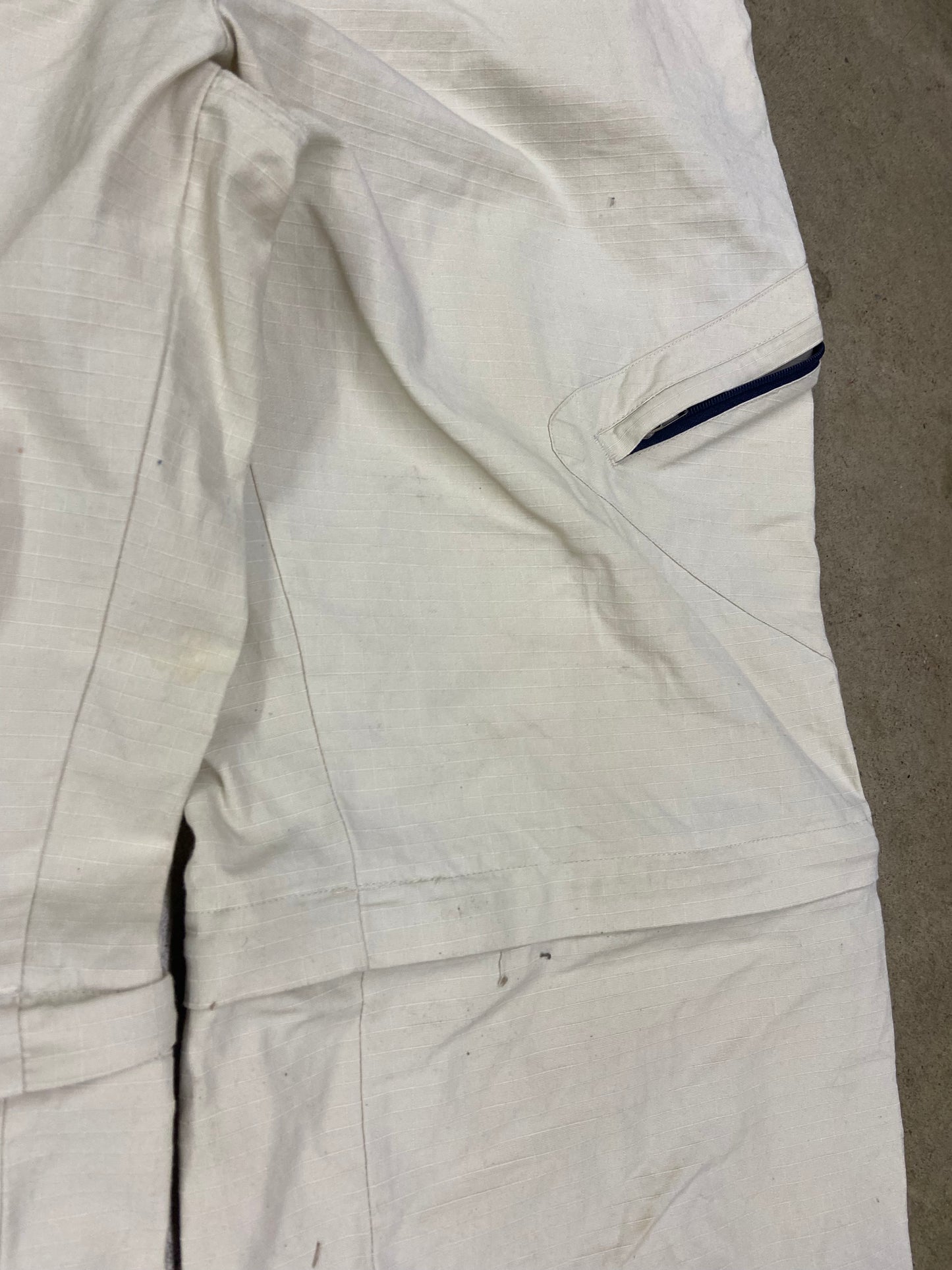 VTG Cream No Boundaries Zip Off Cargo Pants Sz 33x30