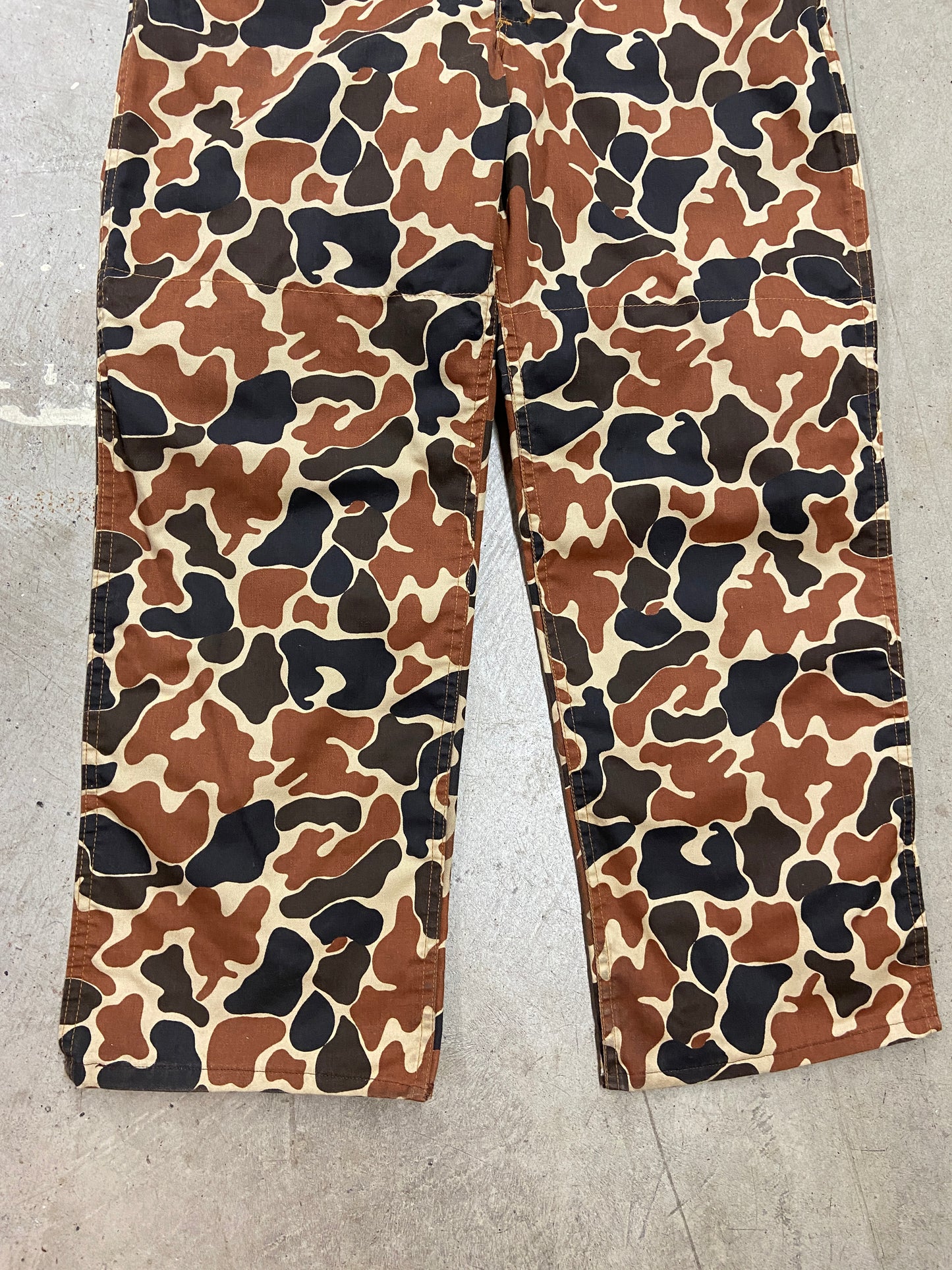 VTG Saftbak Brown Duck Camo Shell Hunting Pants Sz 40x30