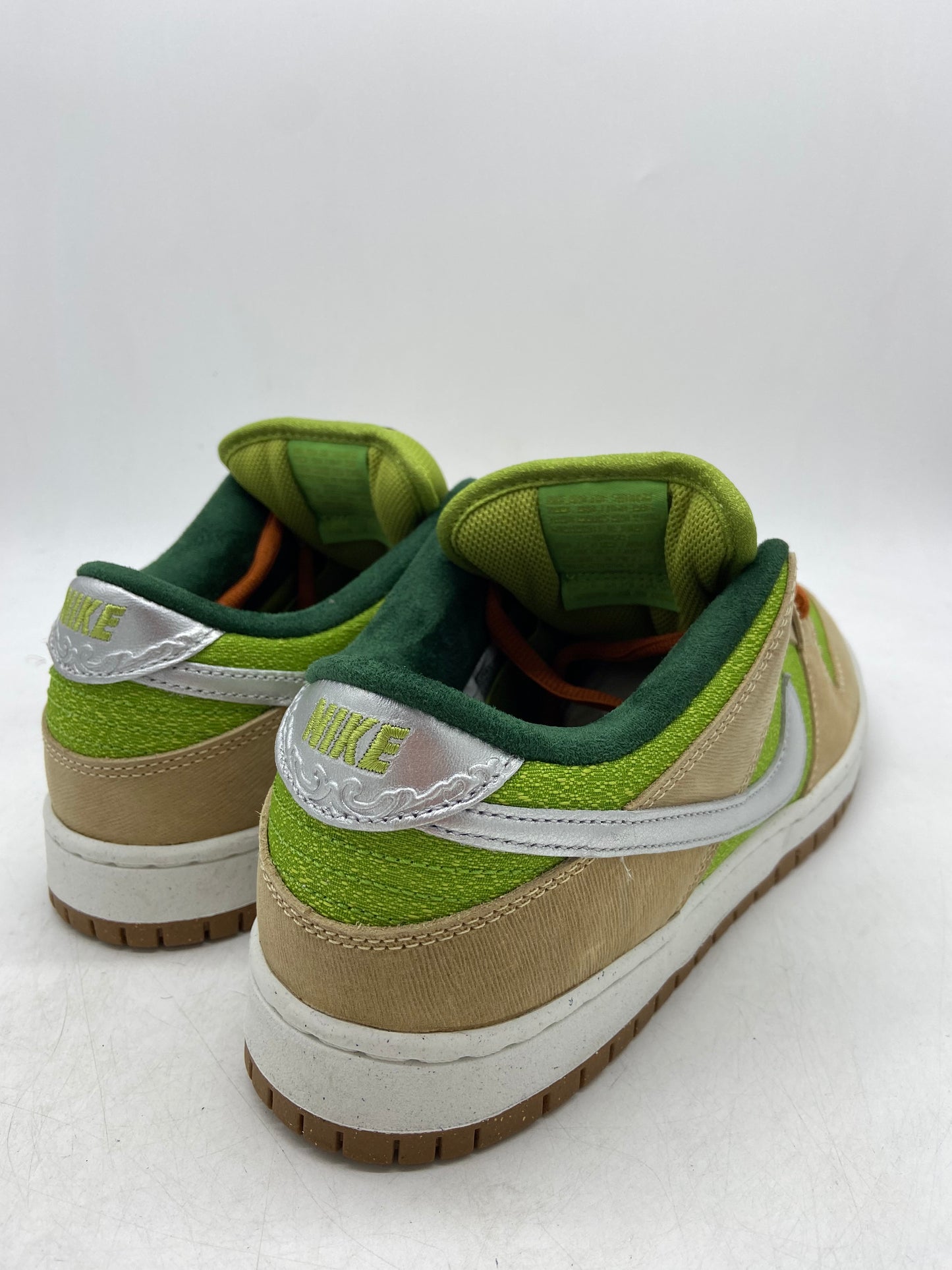 Preowned Nike SB Dunk Low Escargot Sz 10.5M/12W - FQ7585200