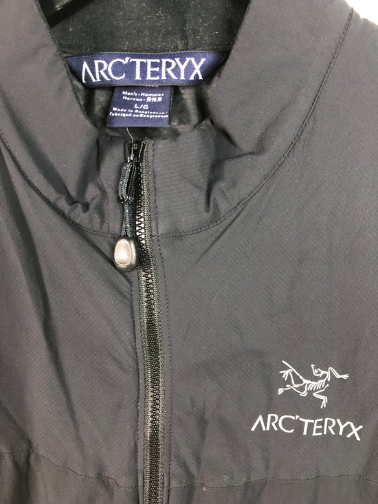 Load image into Gallery viewer, Preowned Arc&amp;#39;Teryx Vest Sz L
