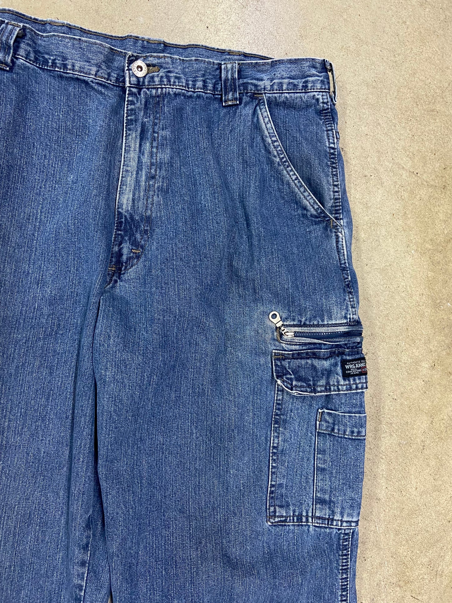 VTG Wrangler Cargo Blue Denim Jeans Sz 36x32