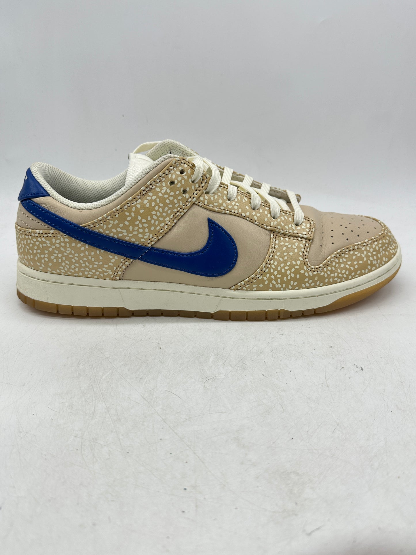 Preowned Nike Dunk Low Montreal Bagel Sesame Sz 13M/14.5W DZ4853-200