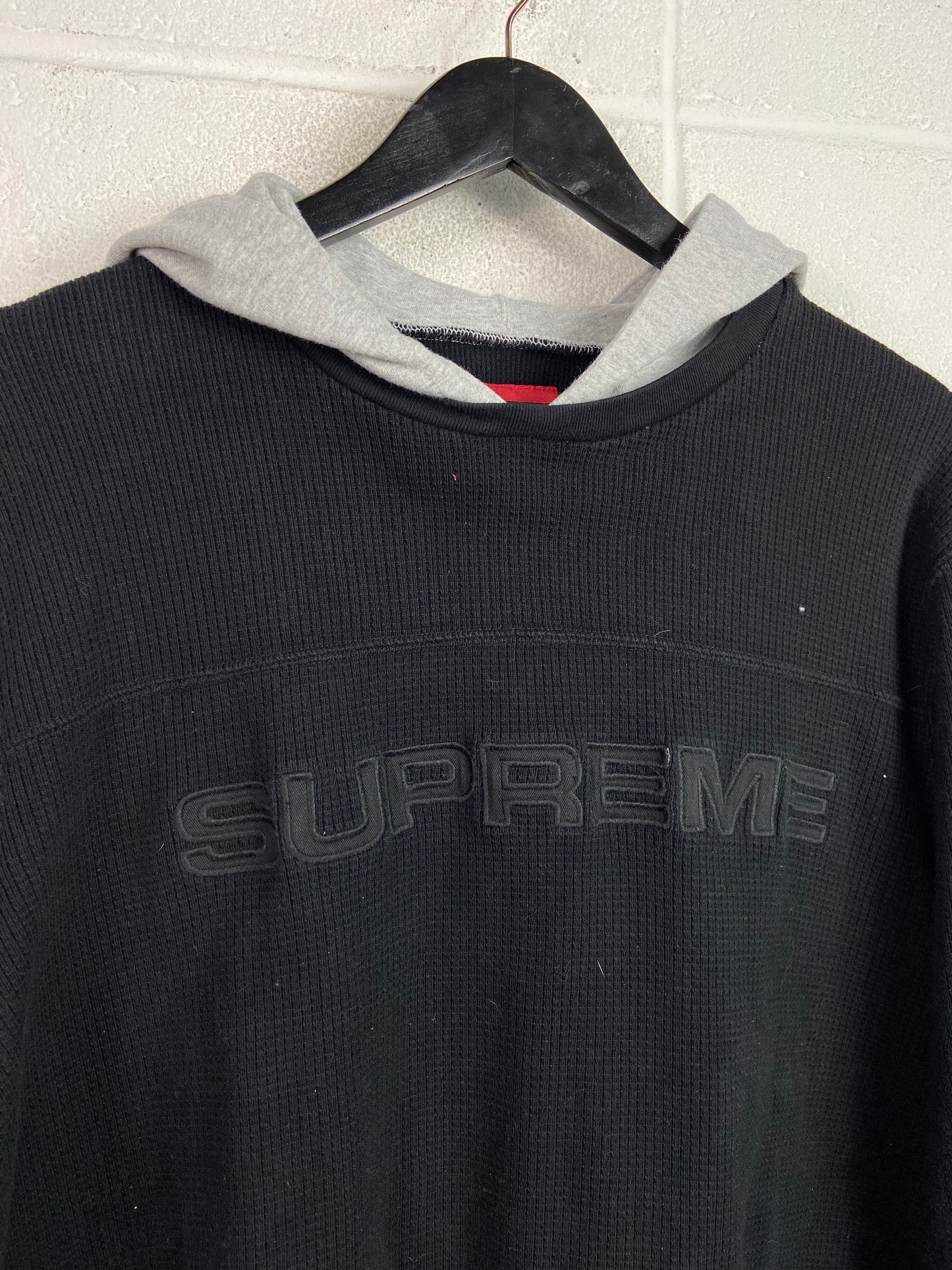 Preowned Supreme Black Hooded Thermal Sz L