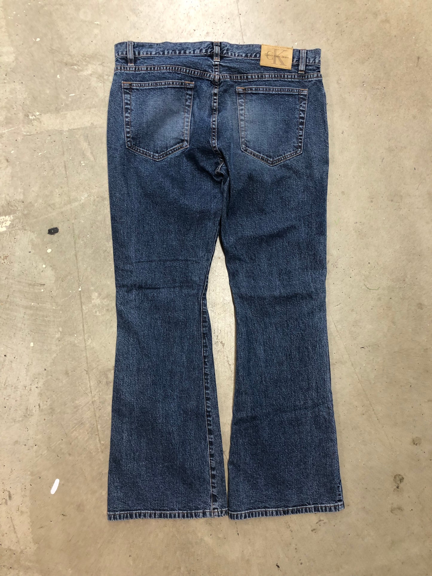 VTG Calvin Klein Dark Wash Bootcut Denim Jeans Sz 34x31