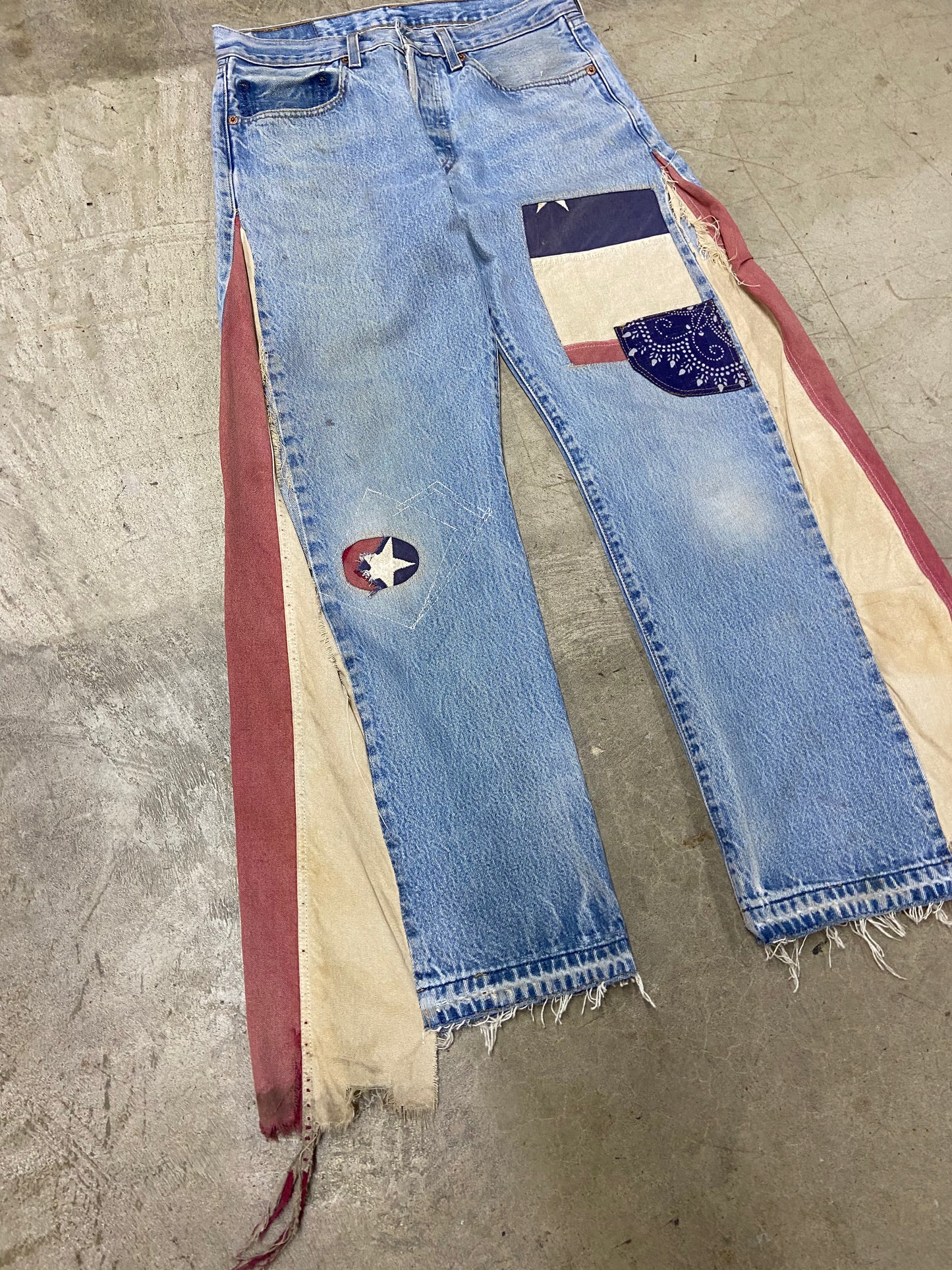 Pocket Nails Reworked American Flag Flare Jeans Sz 32x30