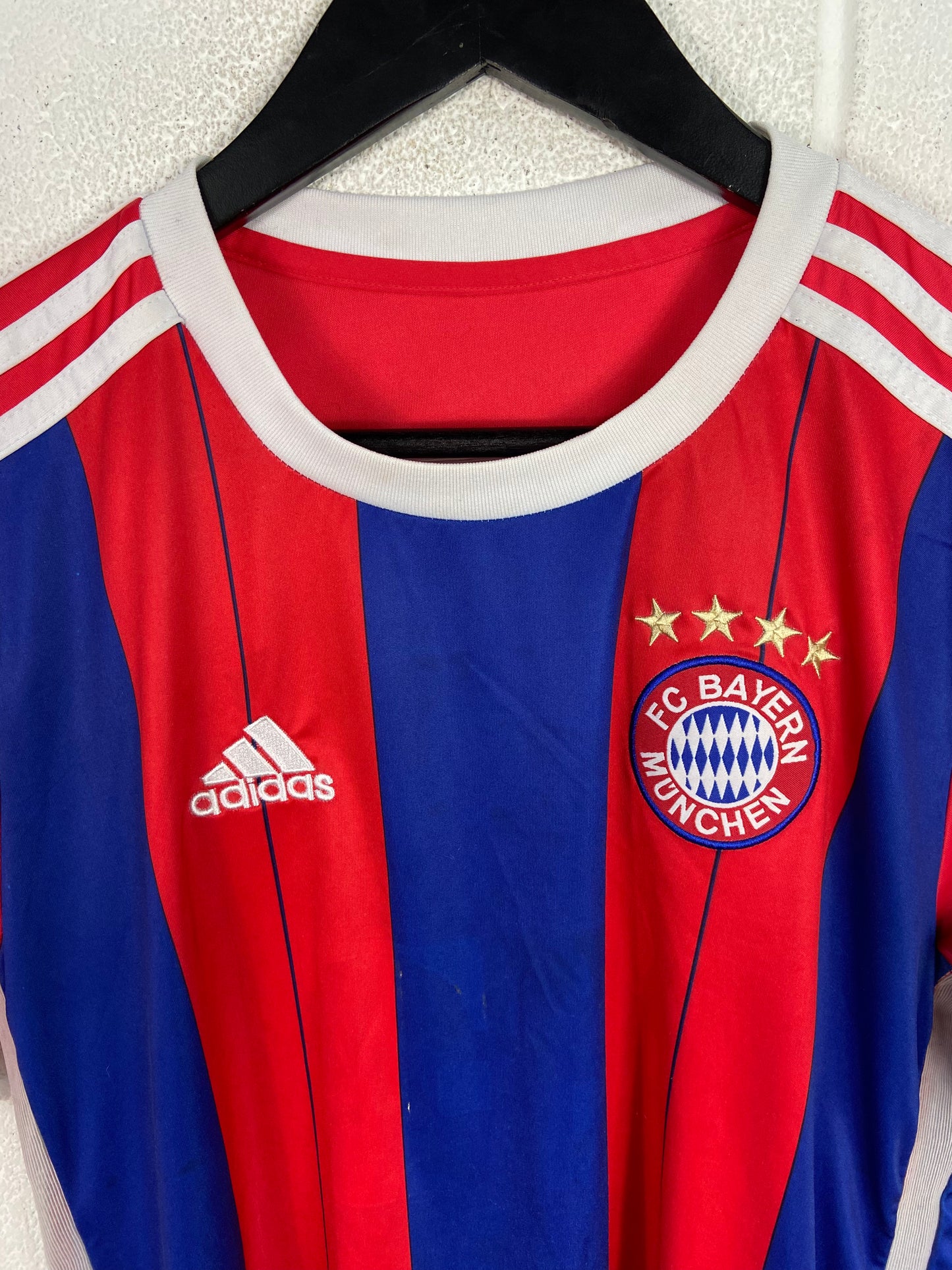 Preowned FC Bayern Soccer Jersey Sz S