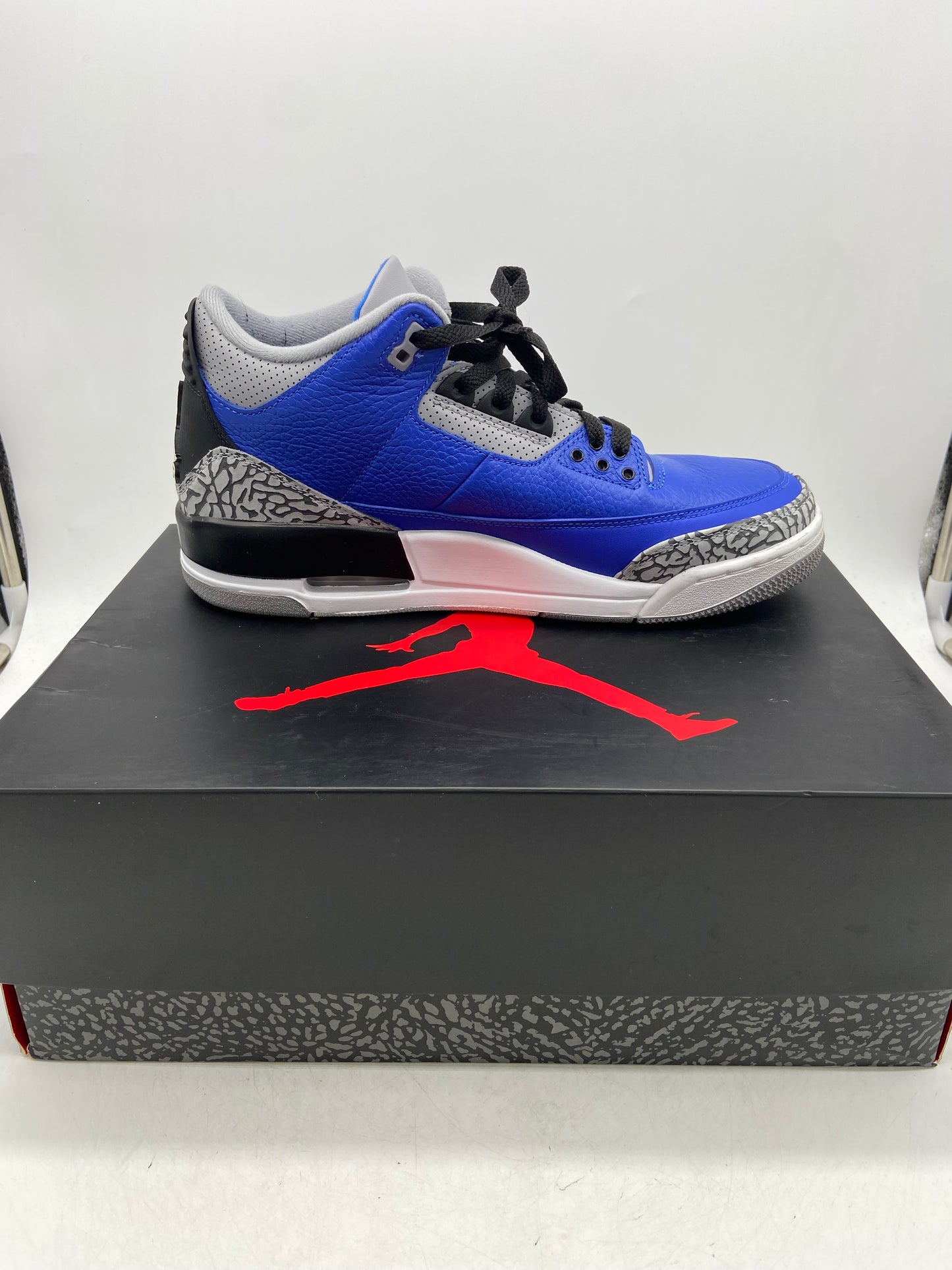 Preowned Air Jordan 3 Retro Varsity Royal Cement Sz 9M/10.5W CT8532-400