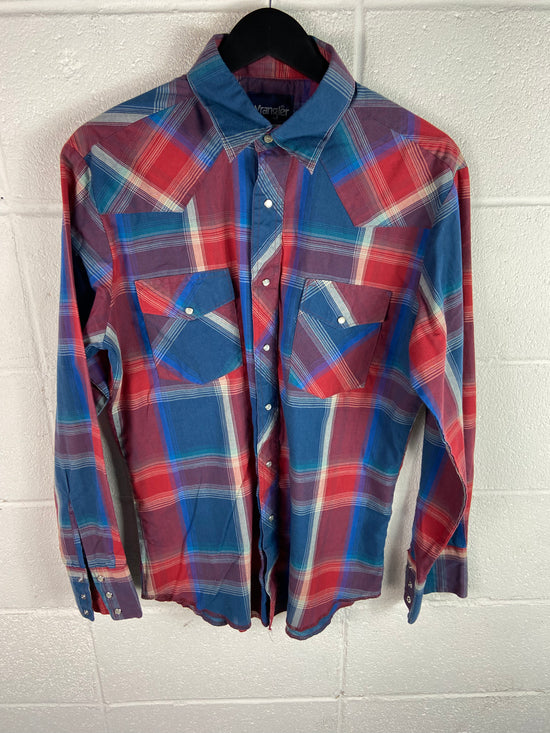 VTG Wrangler Pearl Snap L/S Button Up Shirt Sz Med