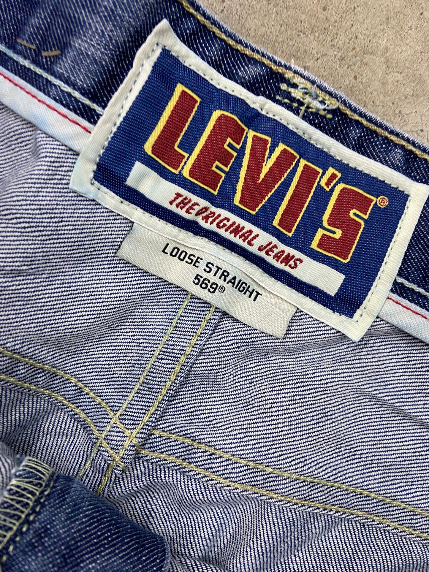 VTG Levi’s 569 Loose Straight Dark Denim Pants Sz 40x30