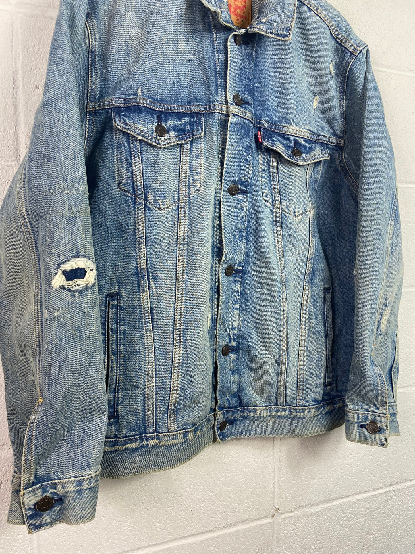 Distressed and Repaired Levi’s Denim Jacket Sz XL