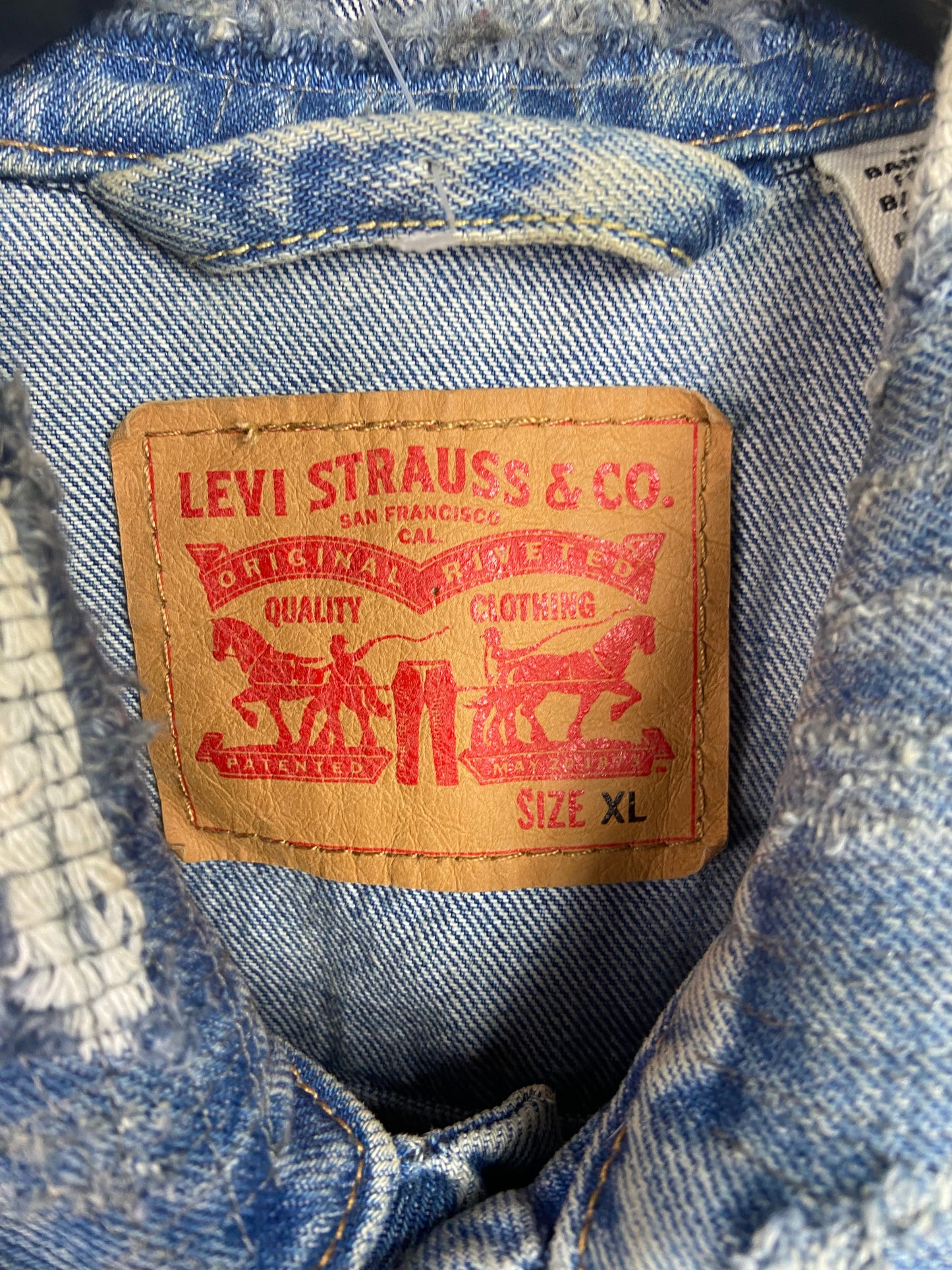 Distressed and Repaired Levi’s Denim Jacket Sz XL