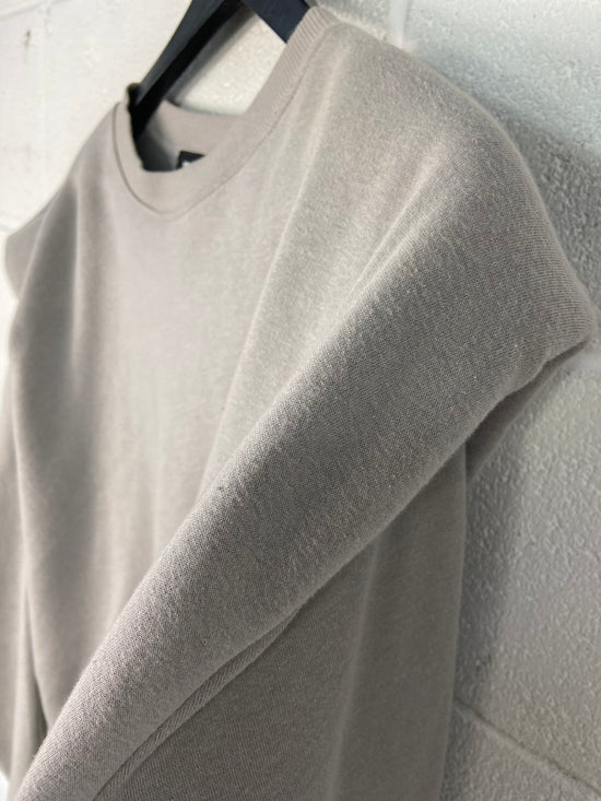 Free From Fear Shoulder Pad Grey Sweater Sz M
