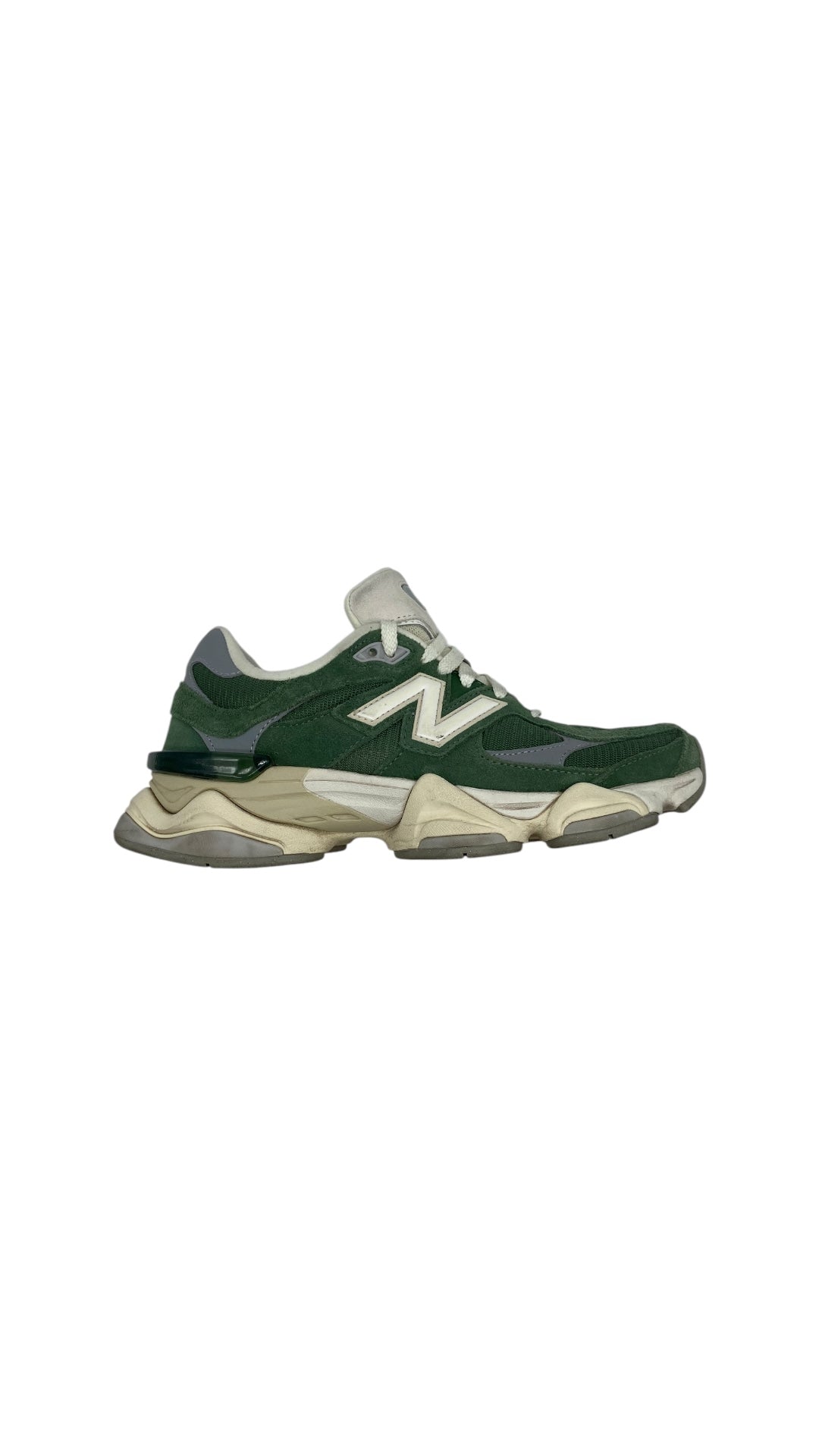 Preowned New Balance 9060 Nori Sz 6M/7.5W